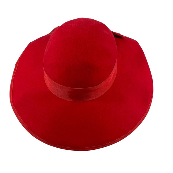 Vintage Womans Fashion Red Wool Felt Hat Bow/Ribbon Union Made in the USA Betmar